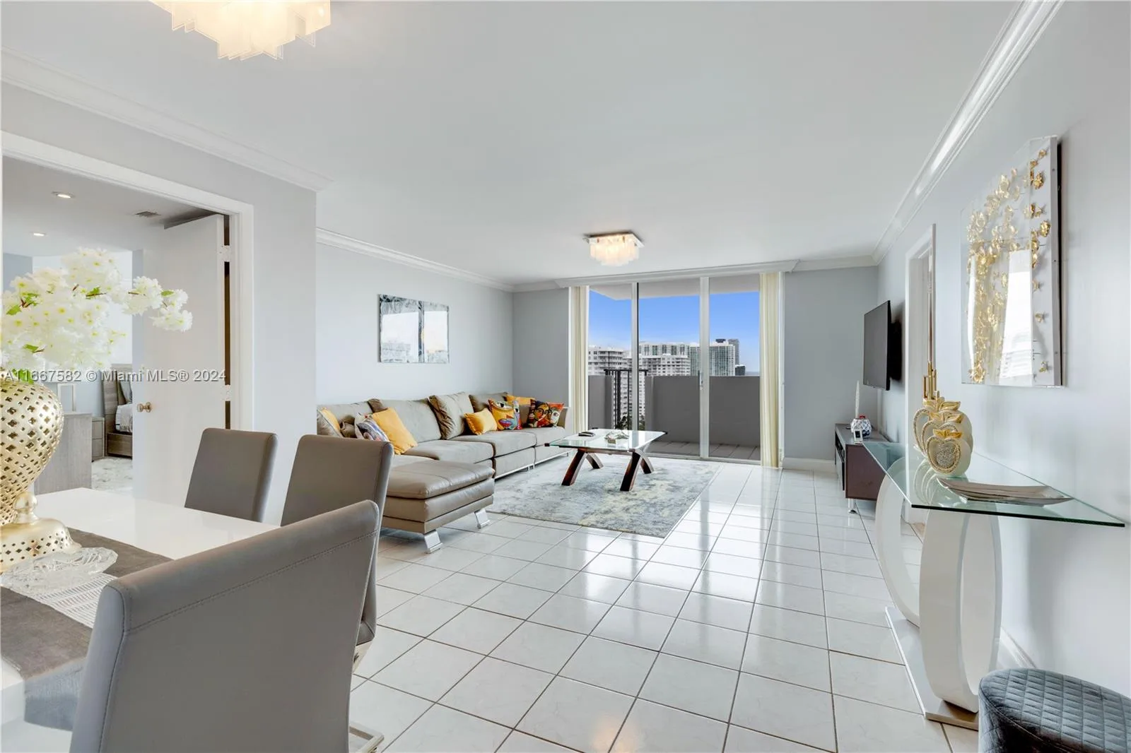 2750 NE 183rd St # 1910, Aventura, FL 33160 photo 4