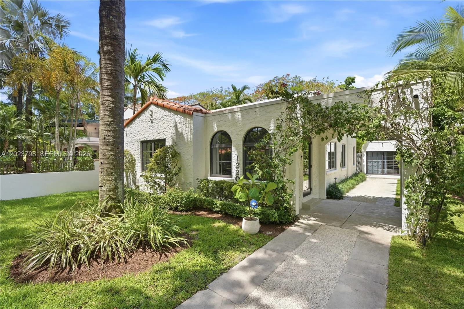 1220 Cordova St, Coral Gables, FL 33134