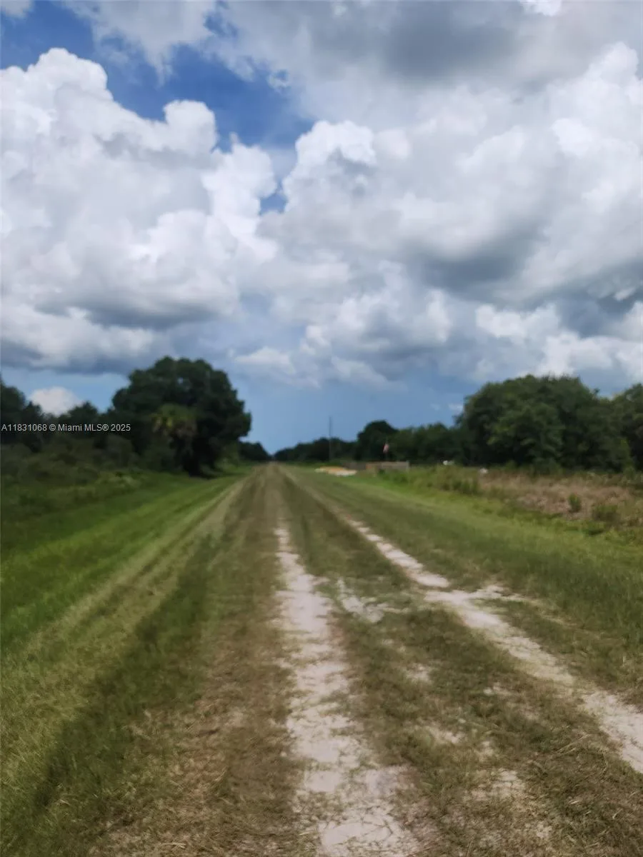 17823 NW 286 st, Other City - In The State Of Florida, FL 34972 photo 3