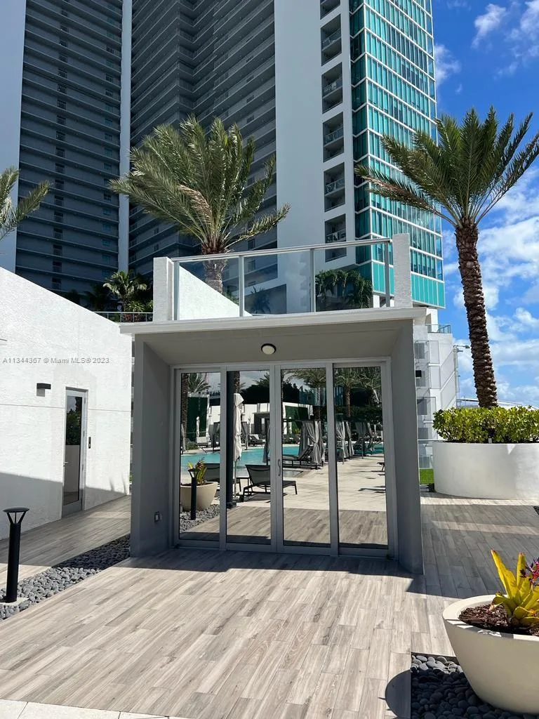 Paramount Miami Worldcenter Unit CABANA at 851 NE 1st Ave # CABANA #7, Miami FL 33132 — photo 1