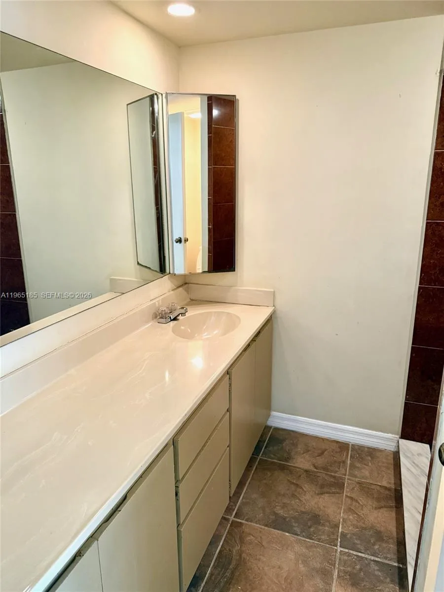 2610 26th way, West Palm Beach, FL 33407 photo 13