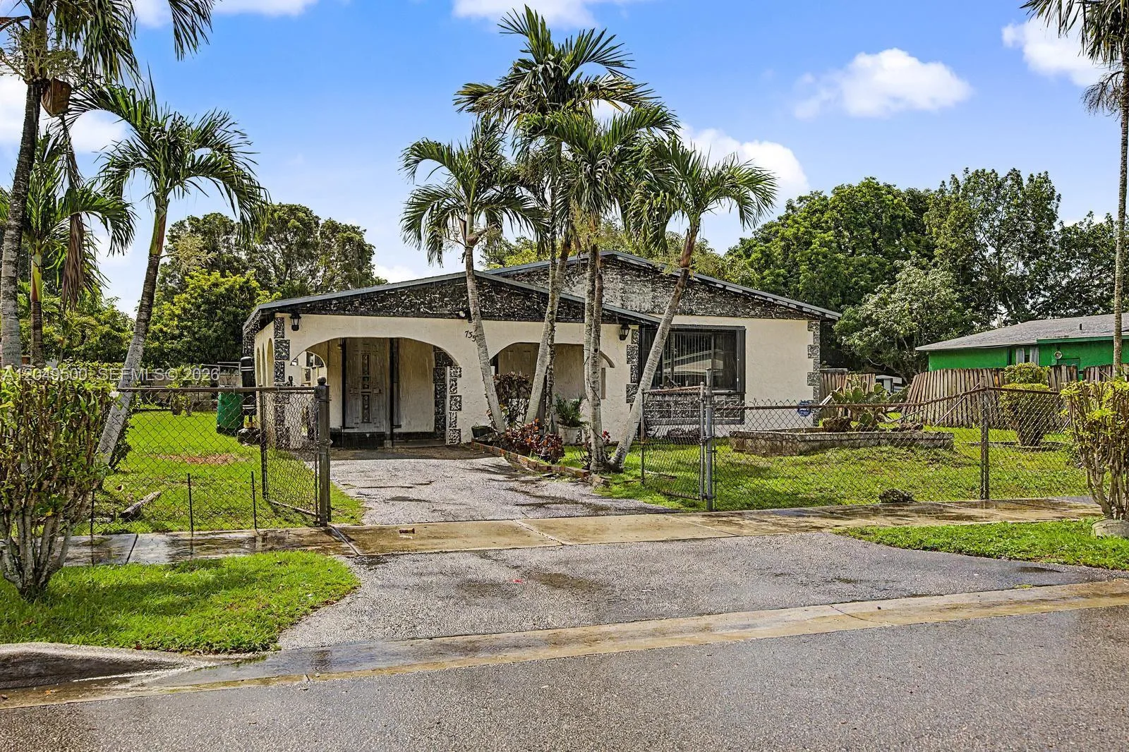 735 NW 8th Ct, Florida City, FL 33034