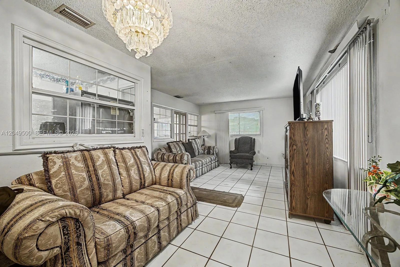735 NW 8th Ct, Florida City, FL 33034 photo 4