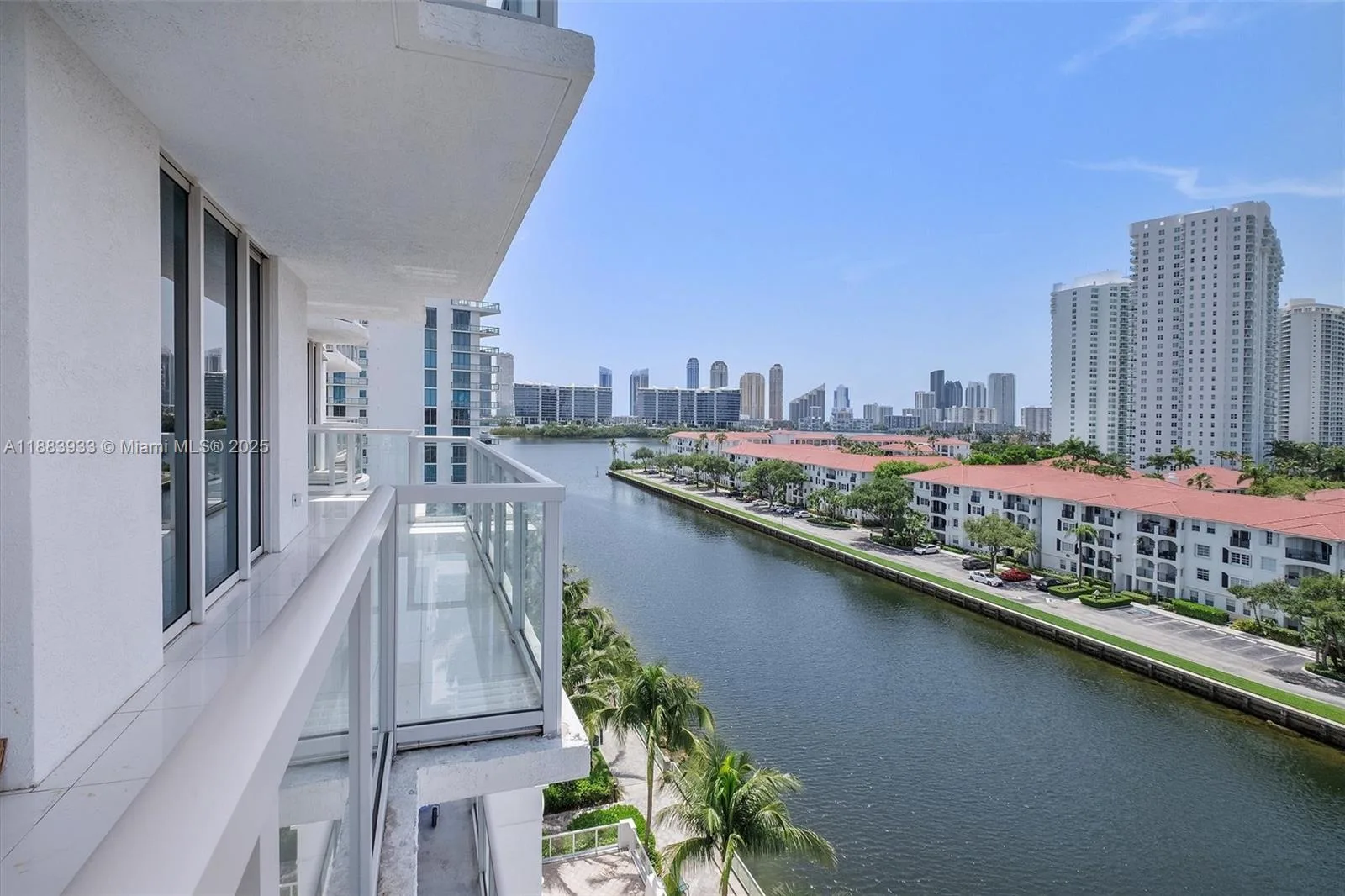 3030 Aventura – photo 23
