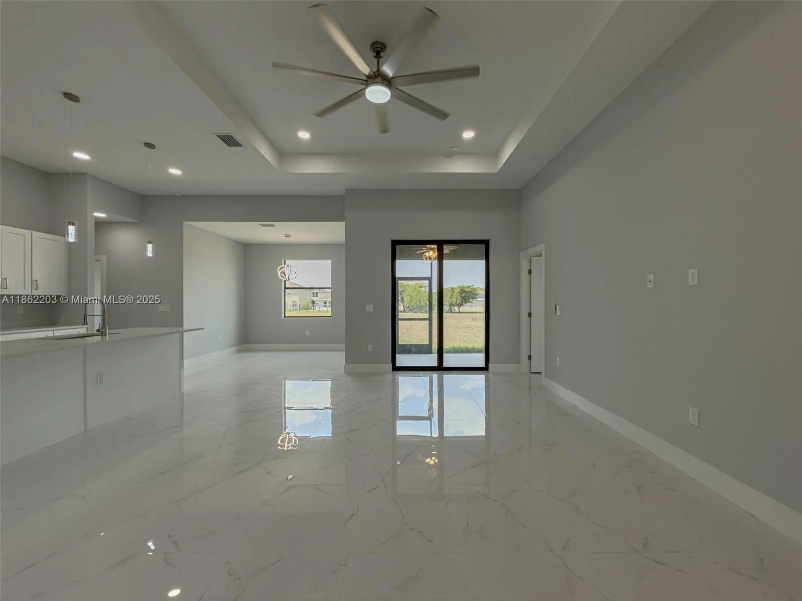 417 Paddock St, Lehigh Acres, FL 33974 photo 2
