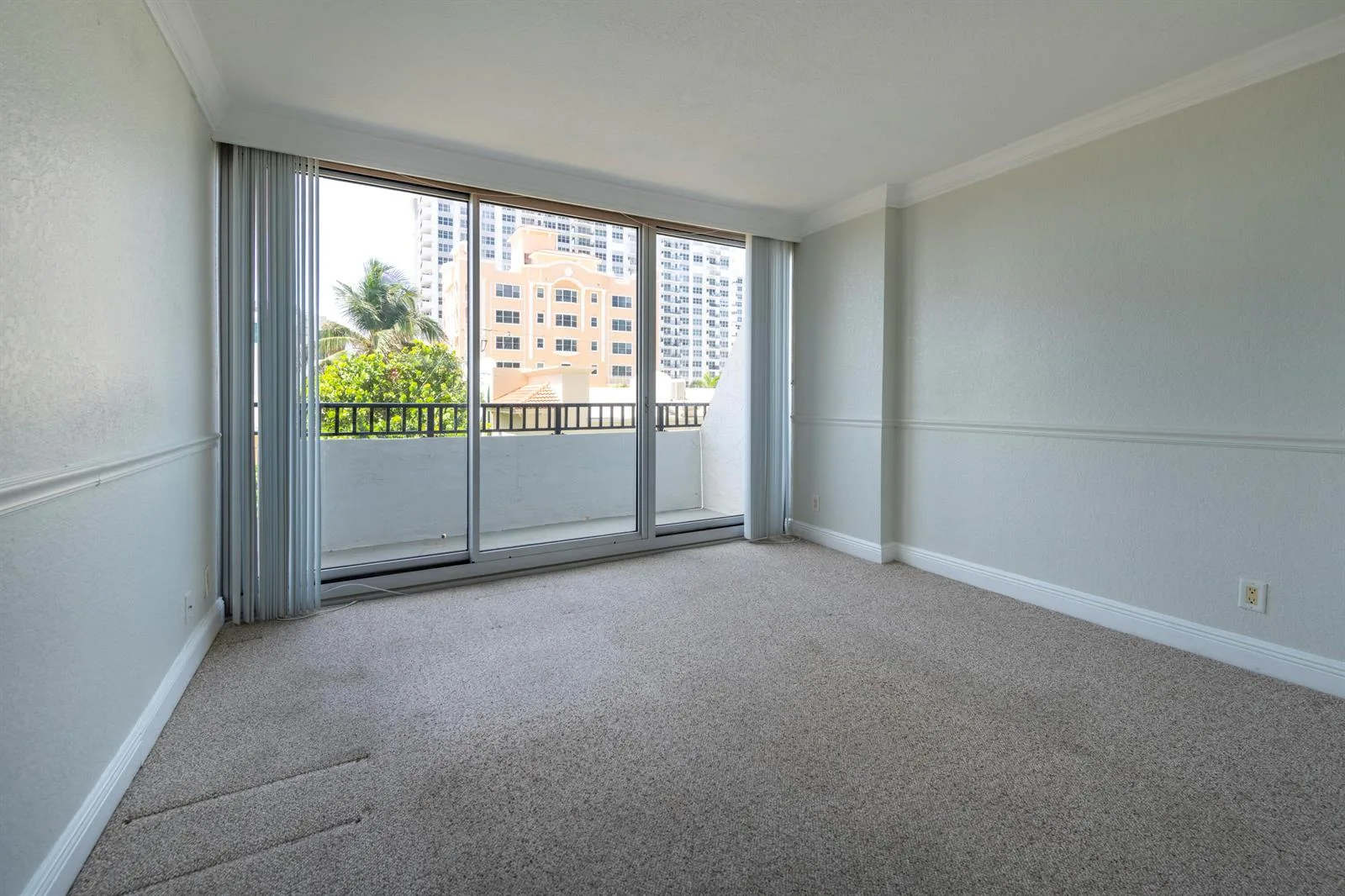 525 N Ocean Boulevard # 423, Pompano Beach, FL 33062 photo 13