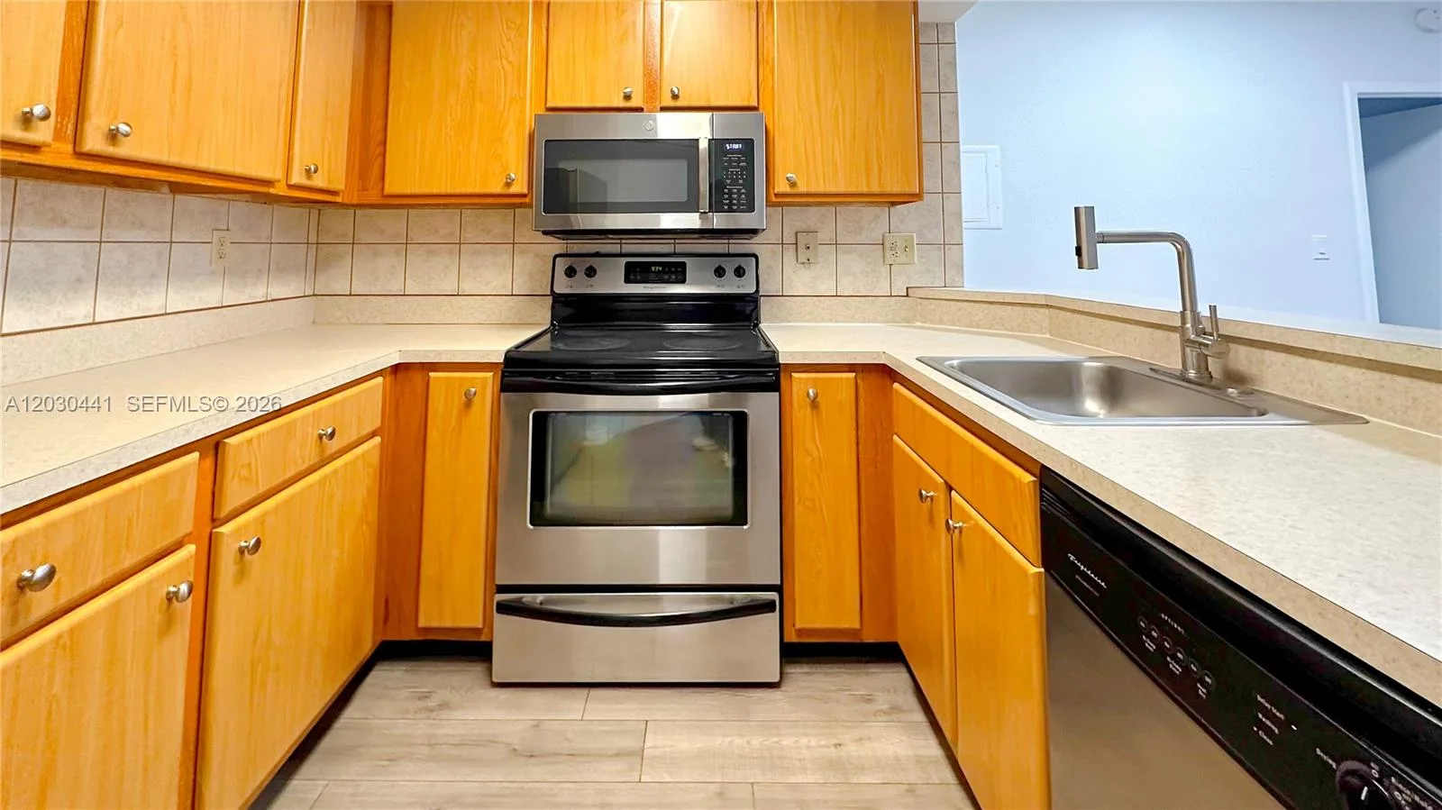 2445 SW 18th Ter # 107, Fort Lauderdale, FL 33315