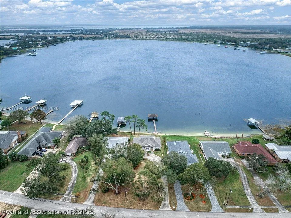 1518 Mangrove Street, Lake Placid, FL 33852 photo 4