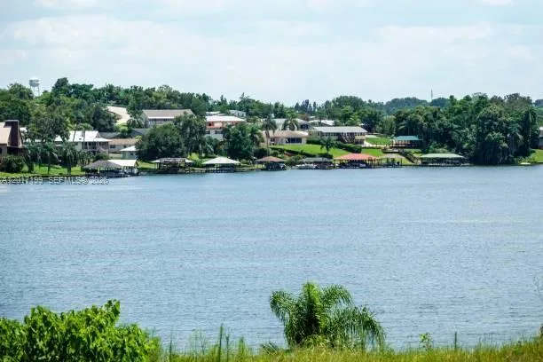 1518 Mangrove Street, Lake Placid, FL 33852 photo 9