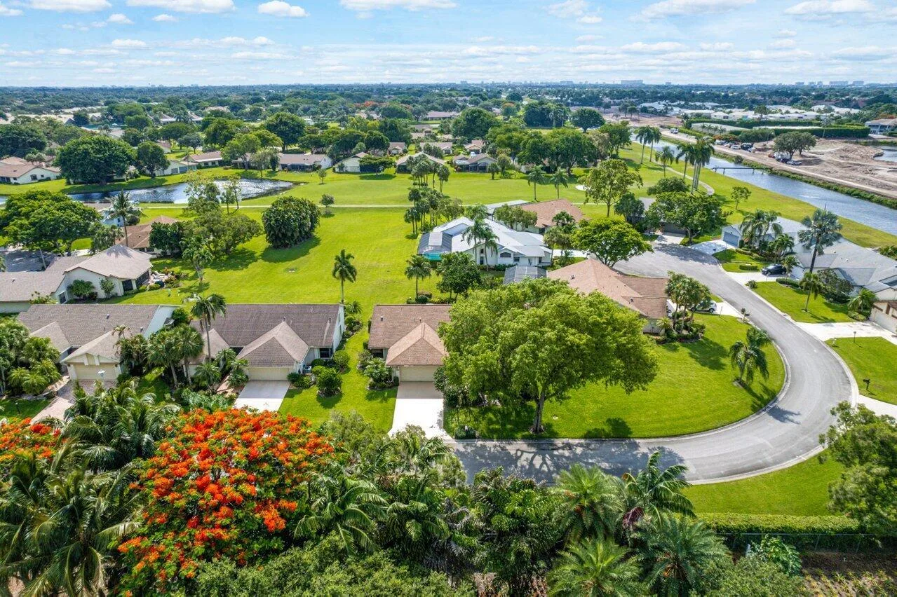 5692 Willow Creek Lane, Delray Beach, FL 33484