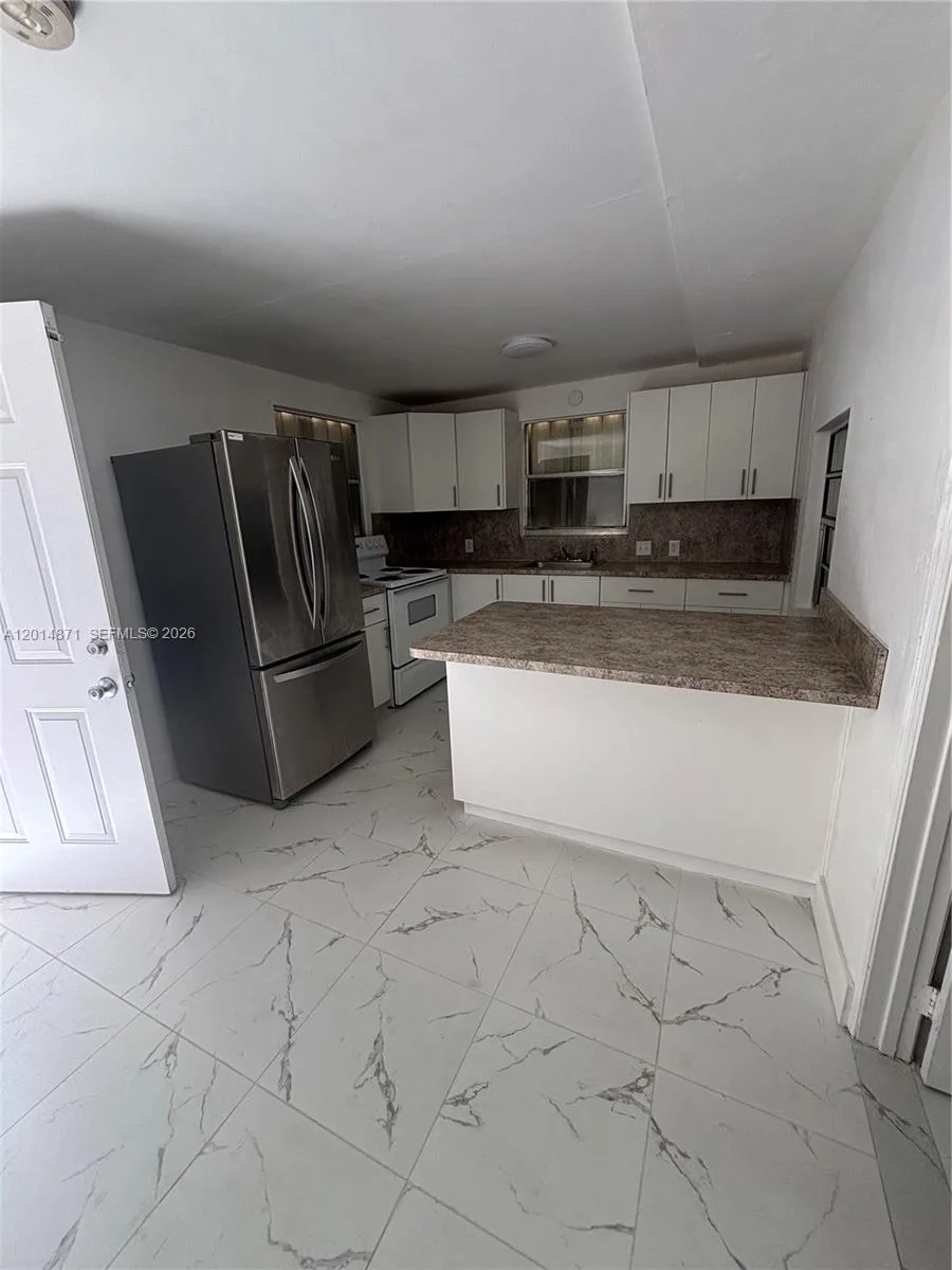 116 Allen Rd, West Park, FL 33023 photo 2