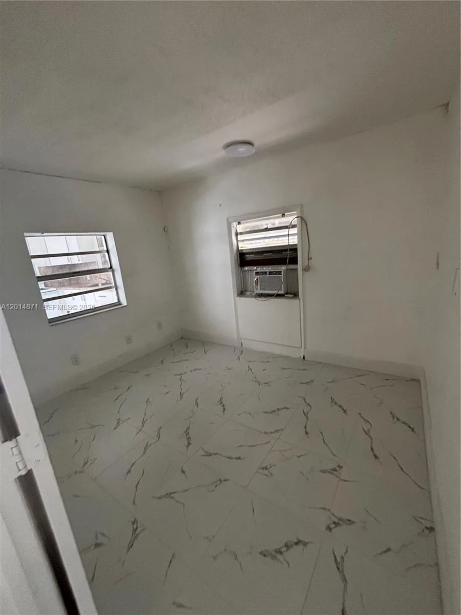116 Allen Rd, West Park, FL 33023 photo 3
