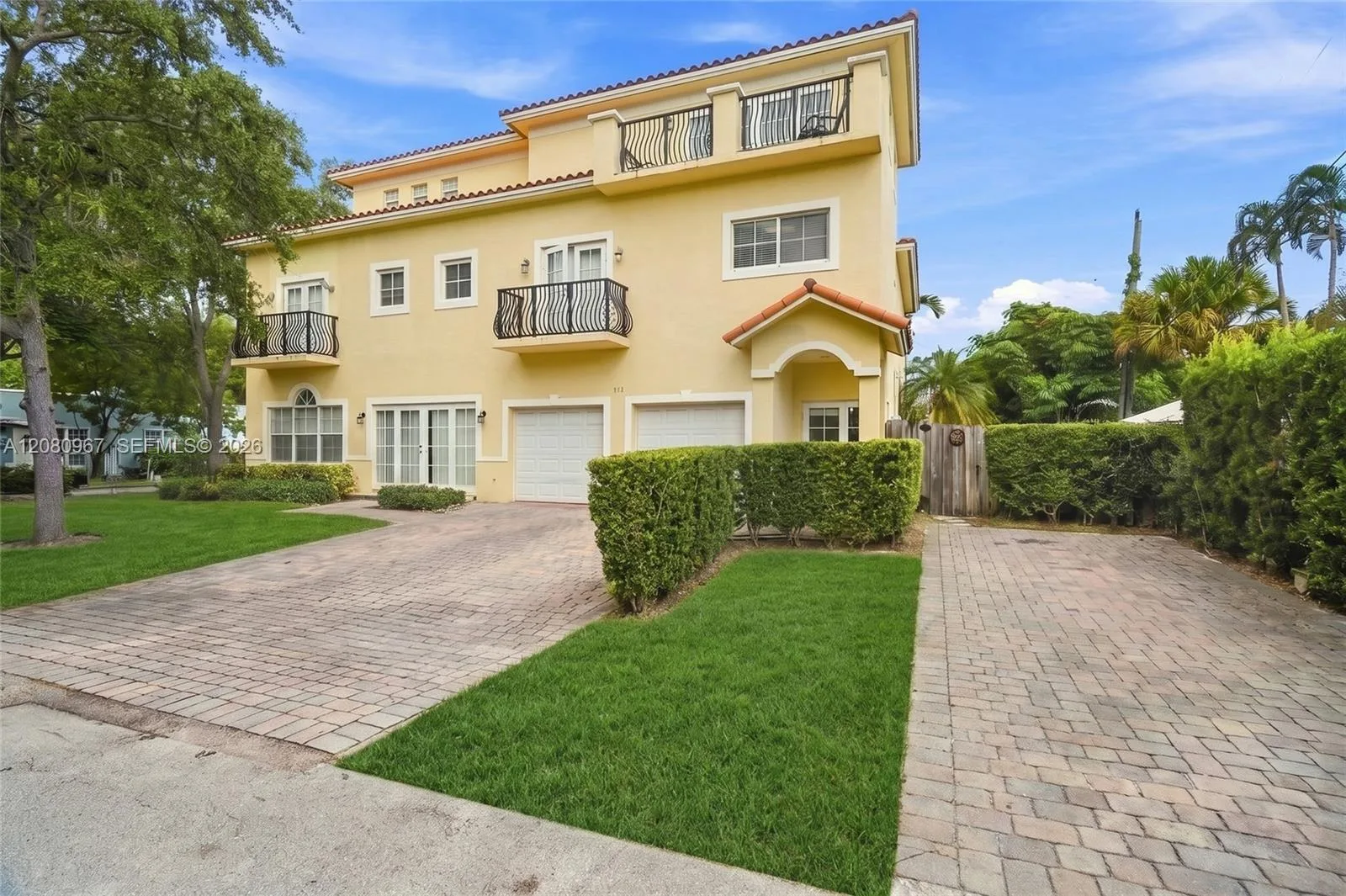 913 SW 8th St # 2, Fort Lauderdale, FL 33315