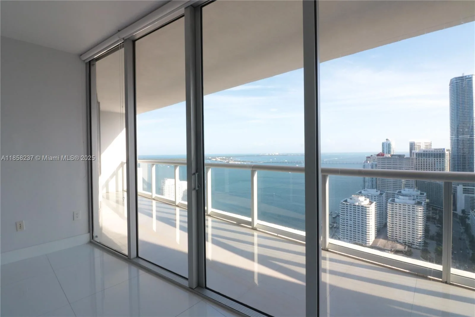 495 Brickell Ave # 4005, Miami, FL 33131 photo 2