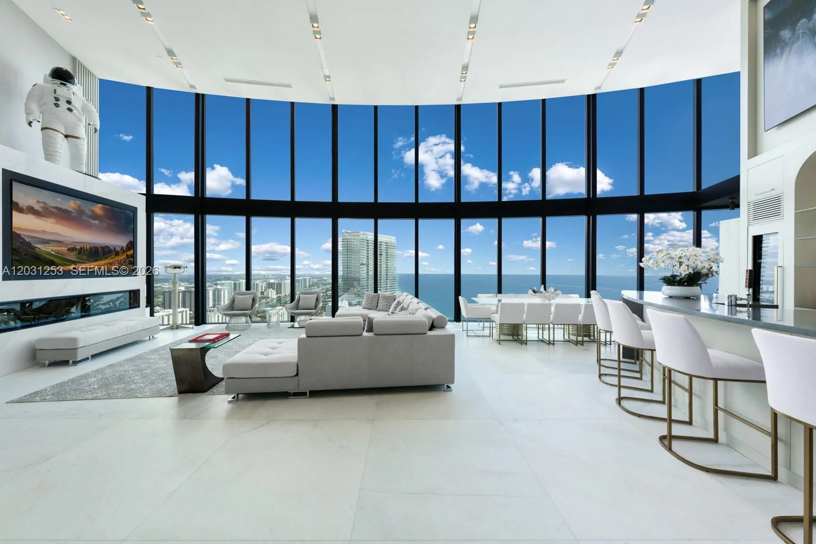 18555 Collins Ave # 4405, Sunny Isles Beach, FL 33160