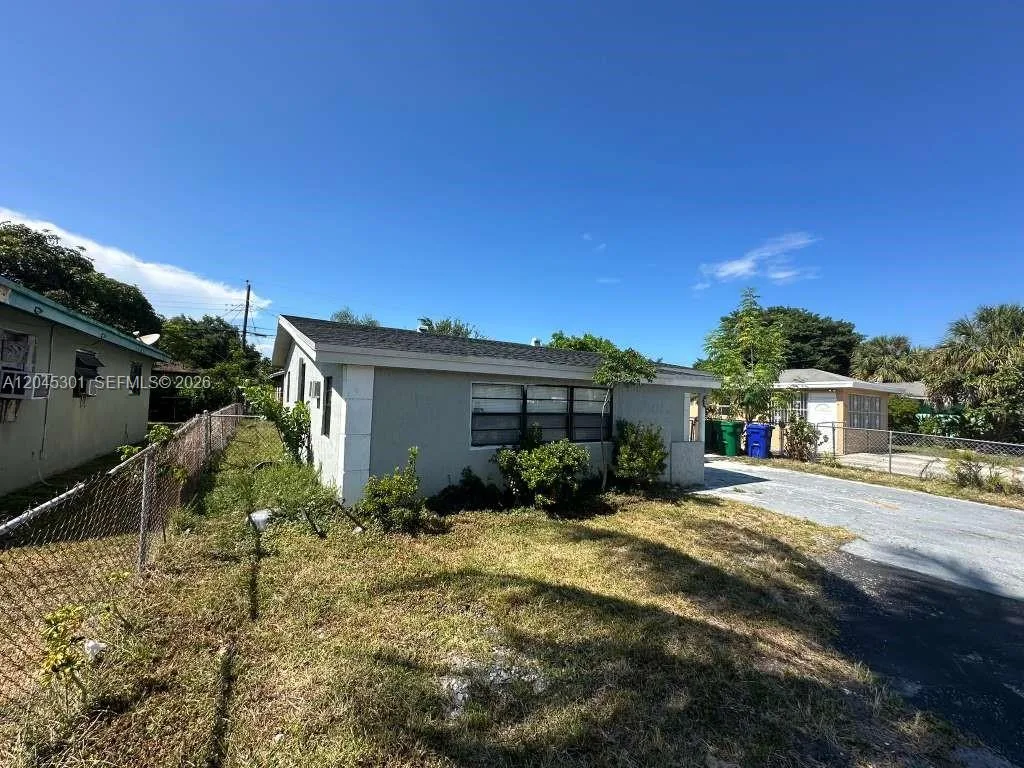3021 NW 7th Ct, Fort Lauderdale, FL 33311 photo 4