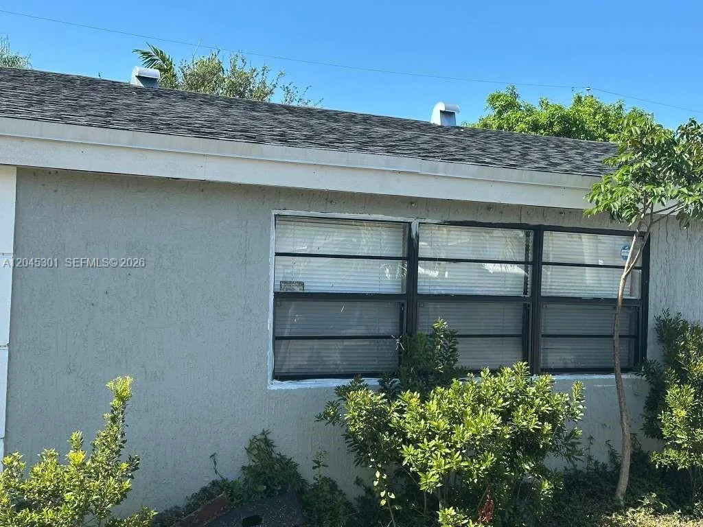 3021 NW 7th Ct, Fort Lauderdale, FL 33311 photo 8