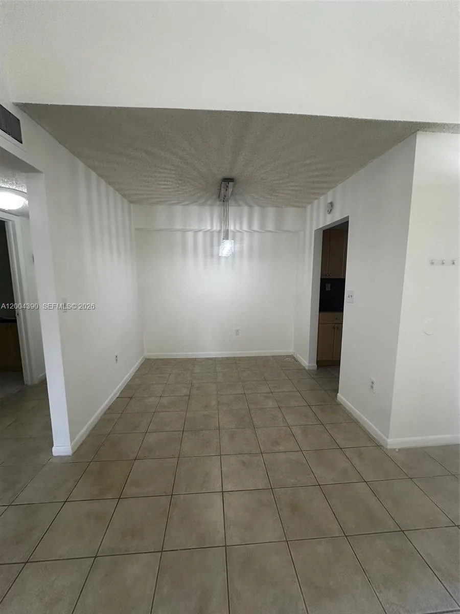 7220 NW 179th St # 201, Hialeah, FL 33015 photo 7