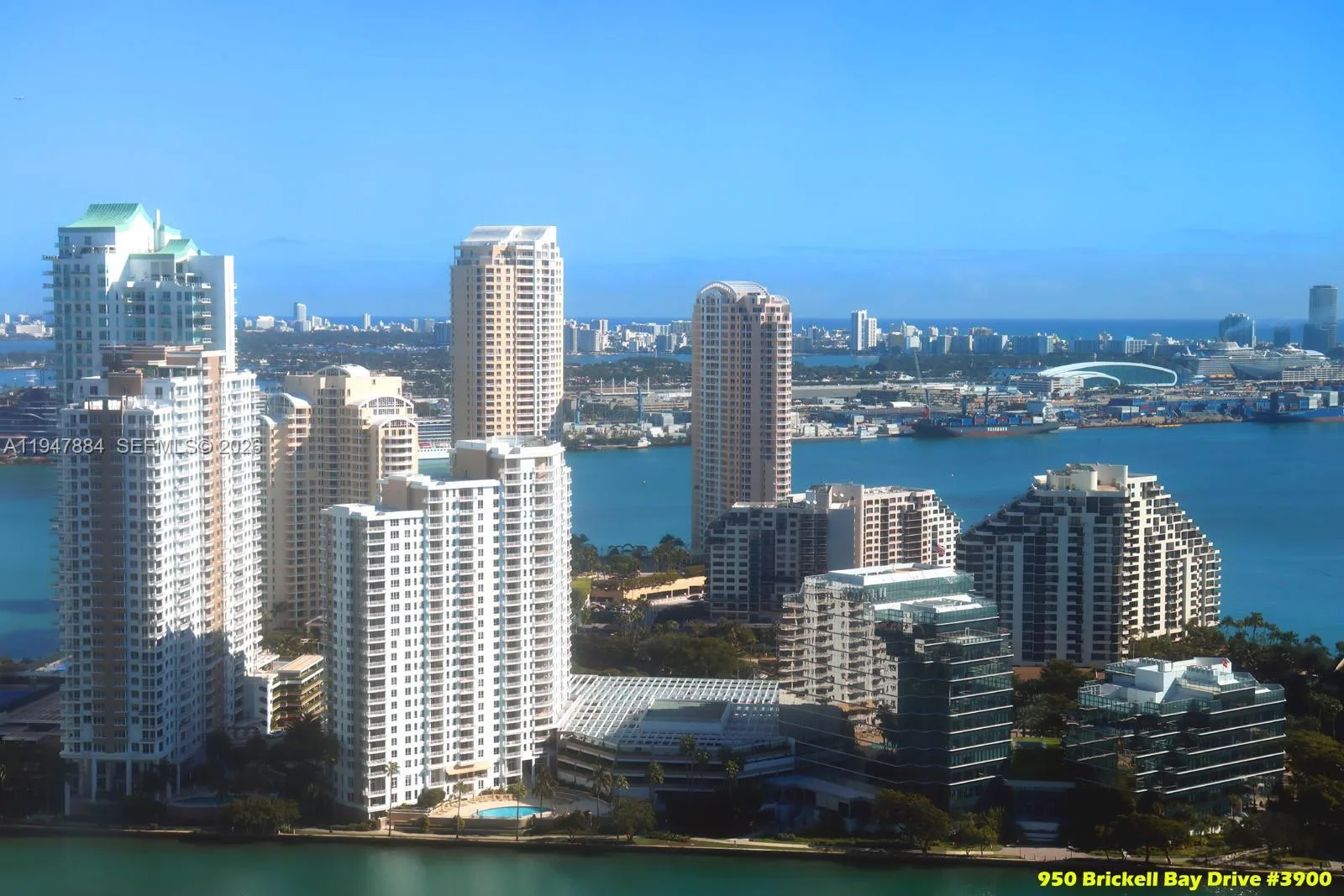 950 Brickell Bay Dr # 3900, Miami, FL 33131