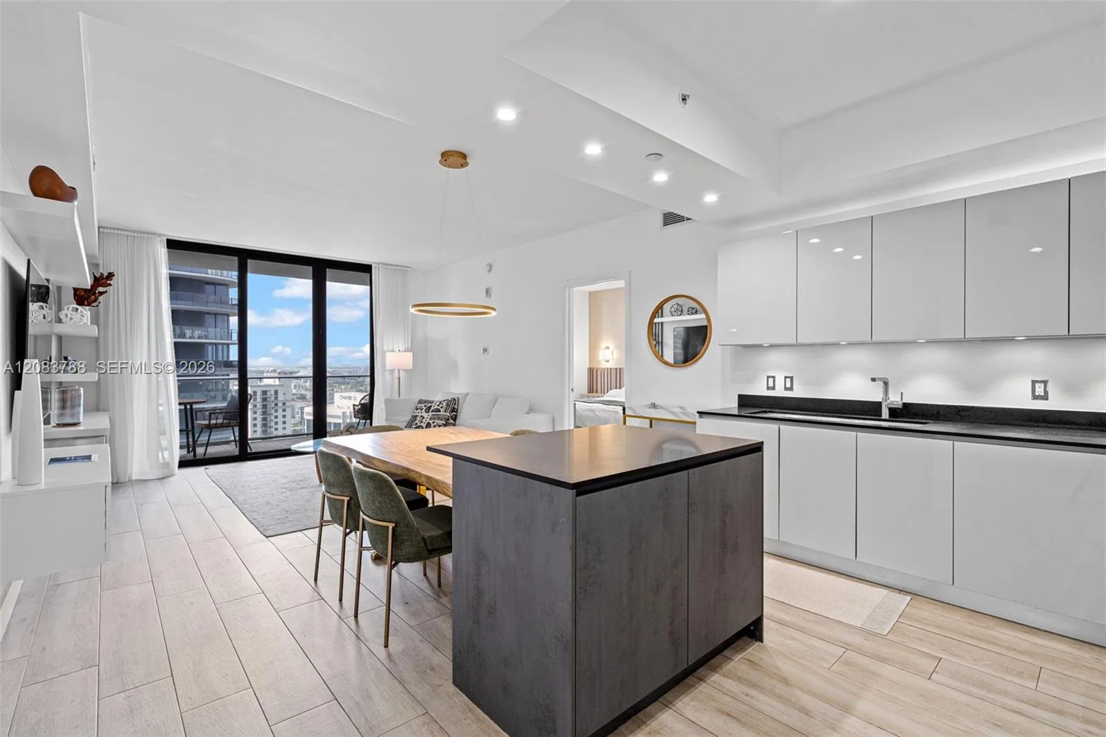 1010 Brickell Ave # 4009, Miami, FL 33131