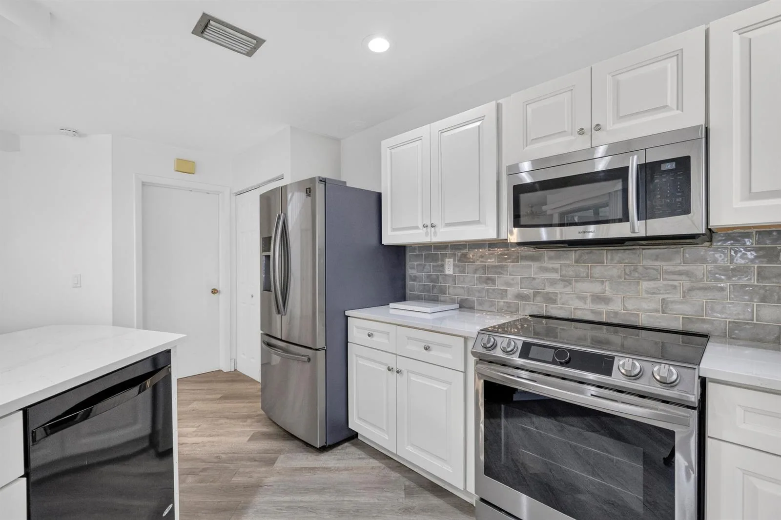 223 NW 36th Avenue, Deerfield Beach, FL 33442 photo 11
