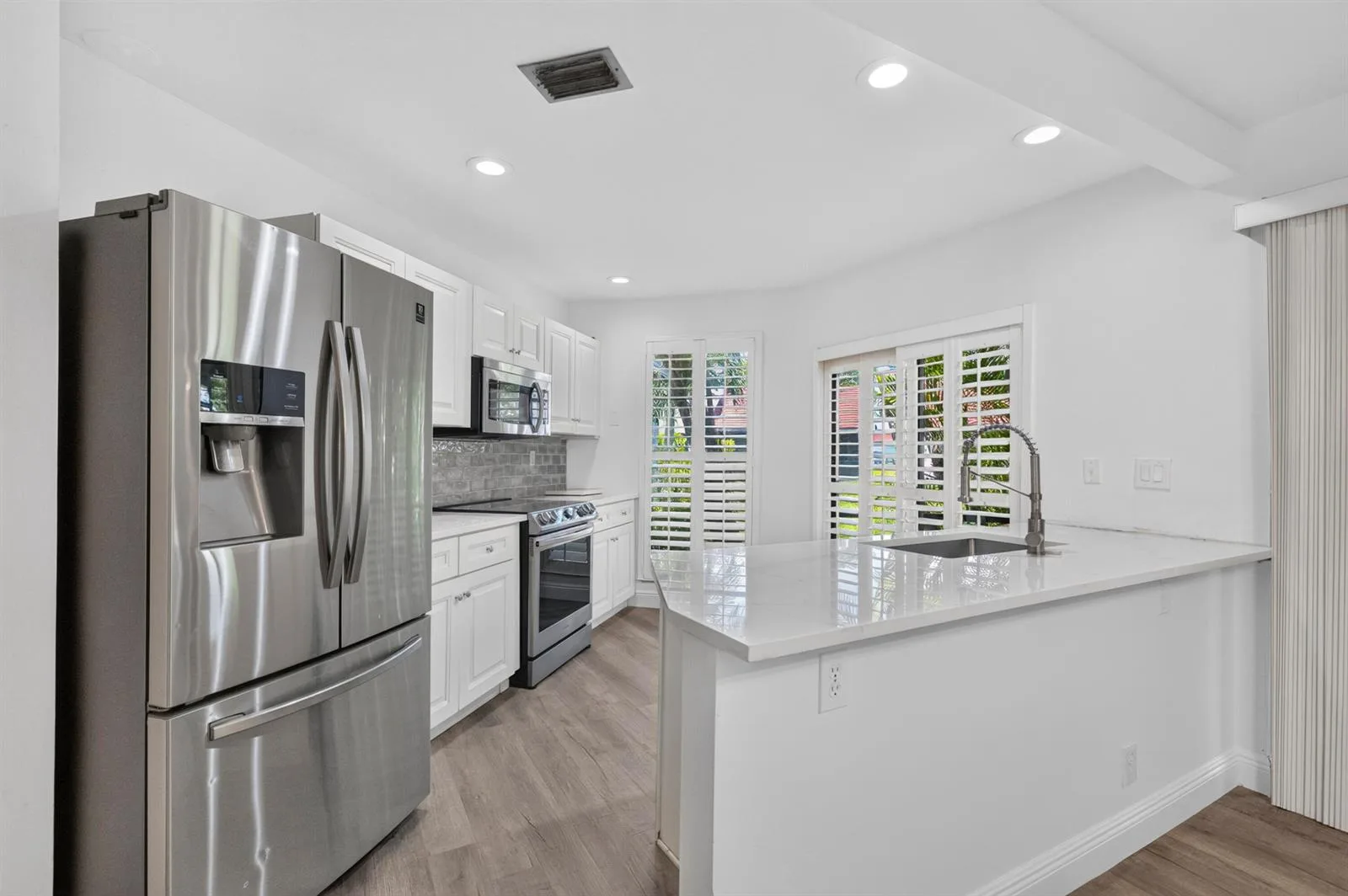 223 NW 36th Avenue, Deerfield Beach, FL 33442 photo 7