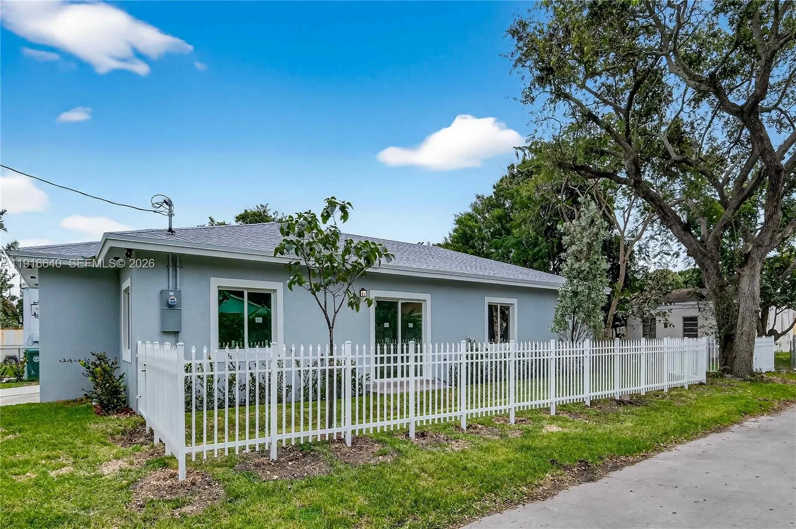1346 NW 44th St, Miami, FL 33142 photo 11