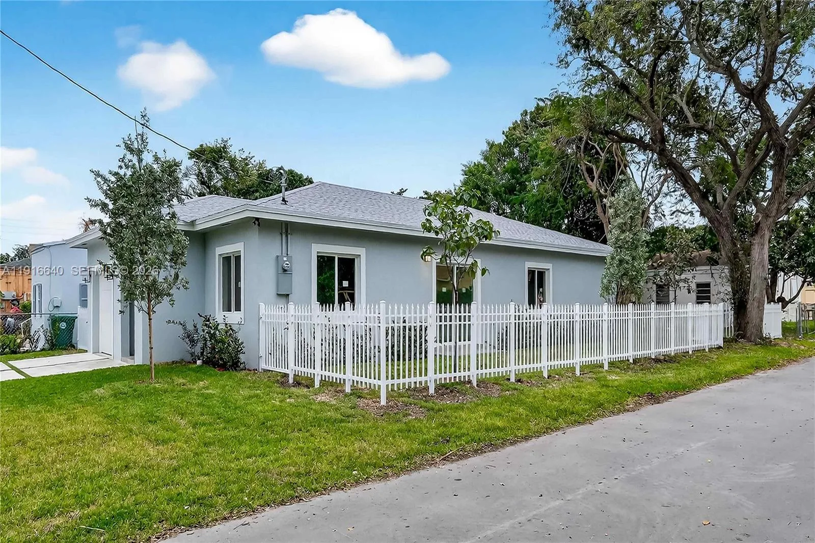 1346 NW 44th St, Miami, FL 33142 photo 8