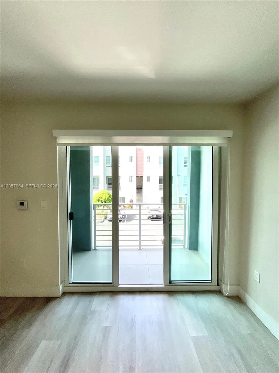 2555 NE 193rd St # 2206, Miami, FL 33180 photo 11