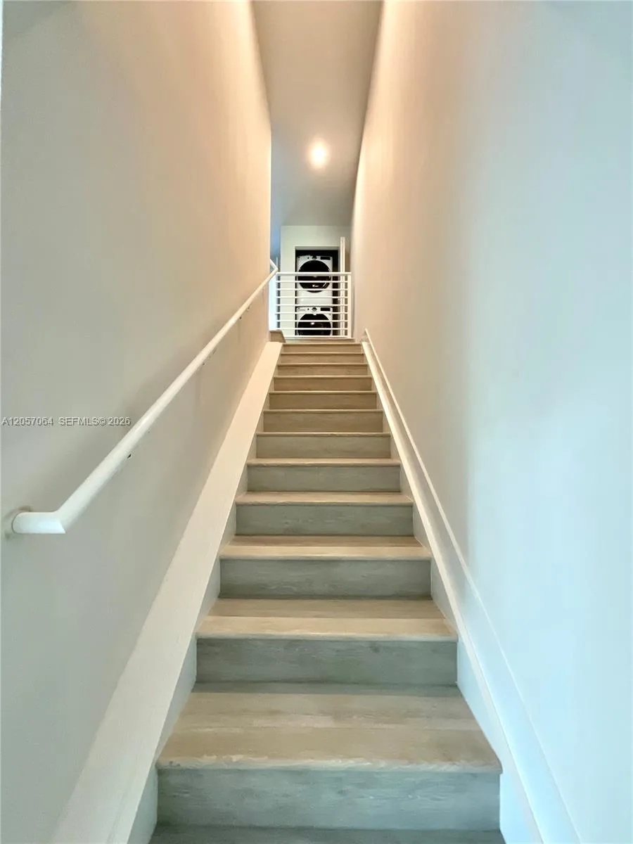 2555 NE 193rd St # 2206, Miami, FL 33180 photo 12