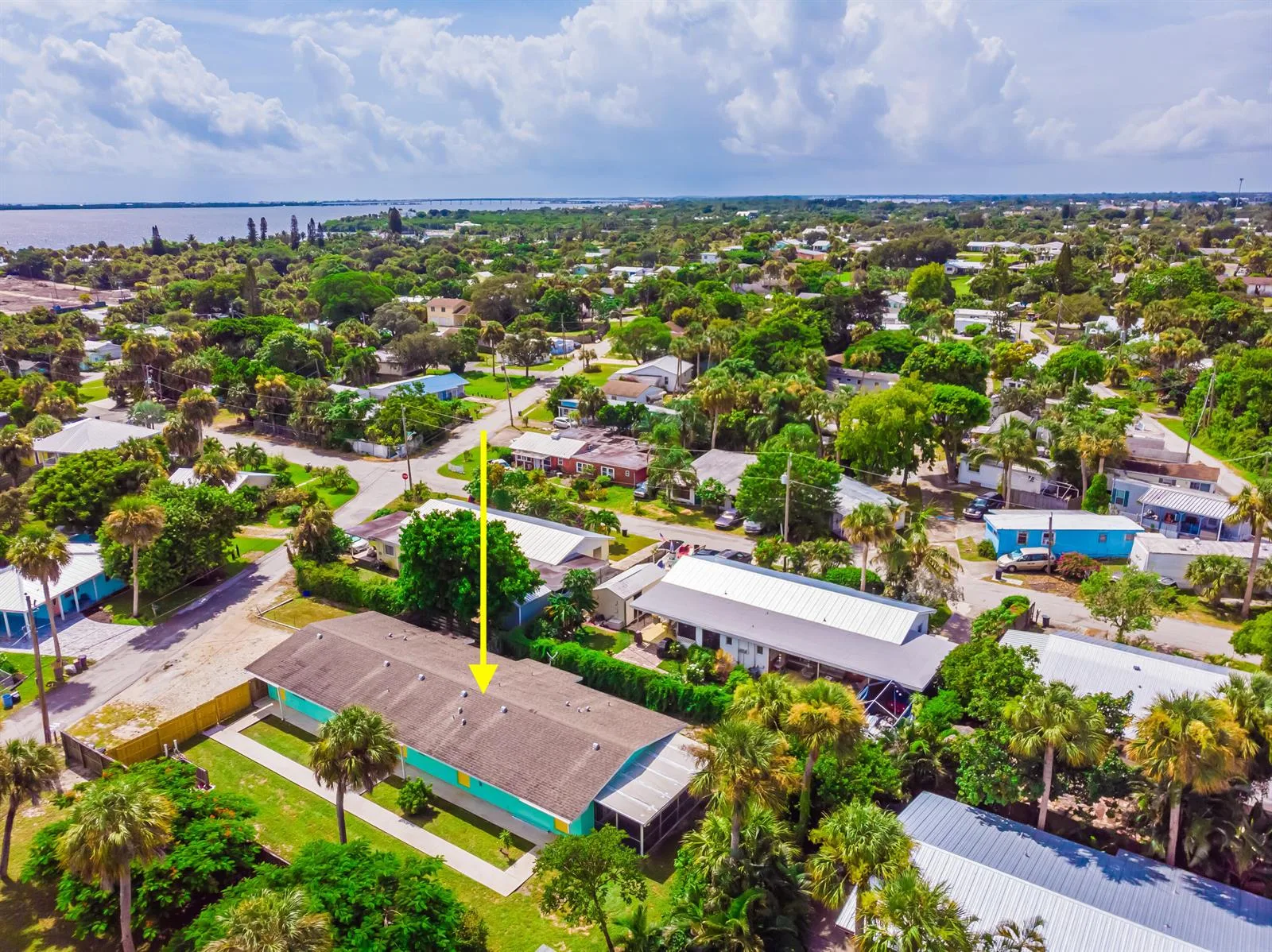 2546 NE Hickory Avenue # B Efficiency, Jensen Beach, FL 34957 photo 3