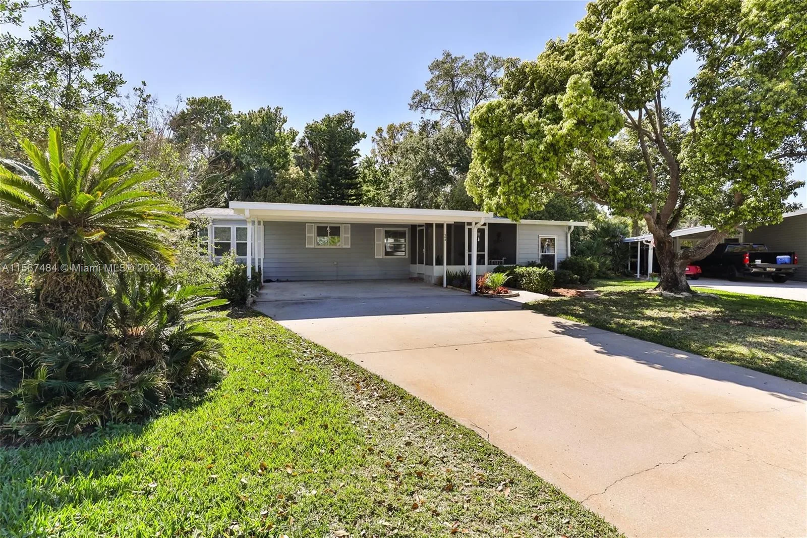 508 Halyard Circle, Other City - In The State Of Florida, FL 32141 photo 5