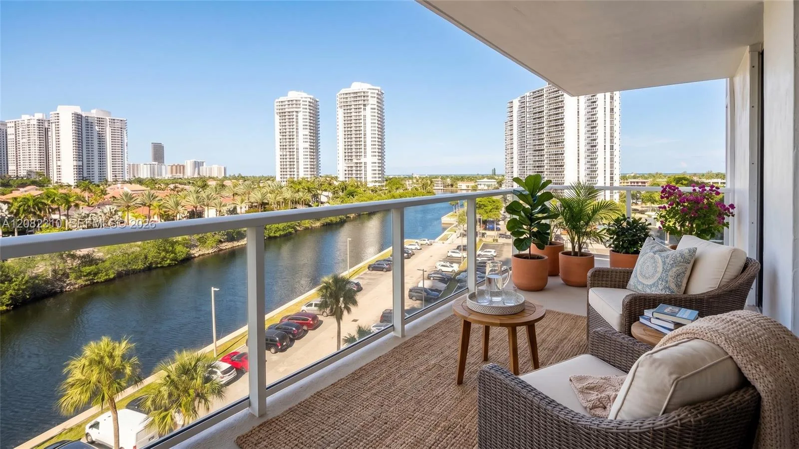3701 N Country Club Dr # 701, Aventura, FL 33180