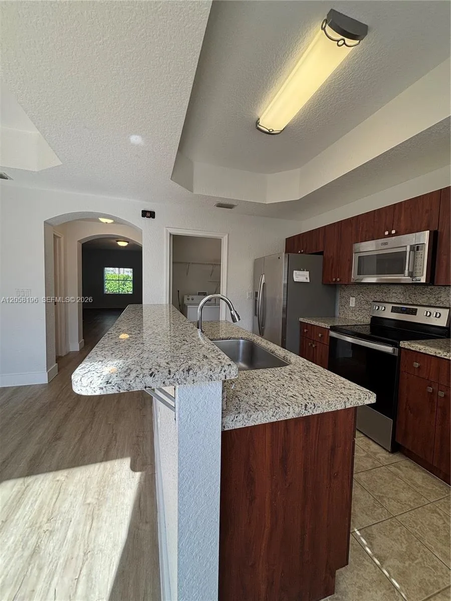 4931 N Harbor Isles Dr # 203, Dania Beach, FL 33312 photo 9