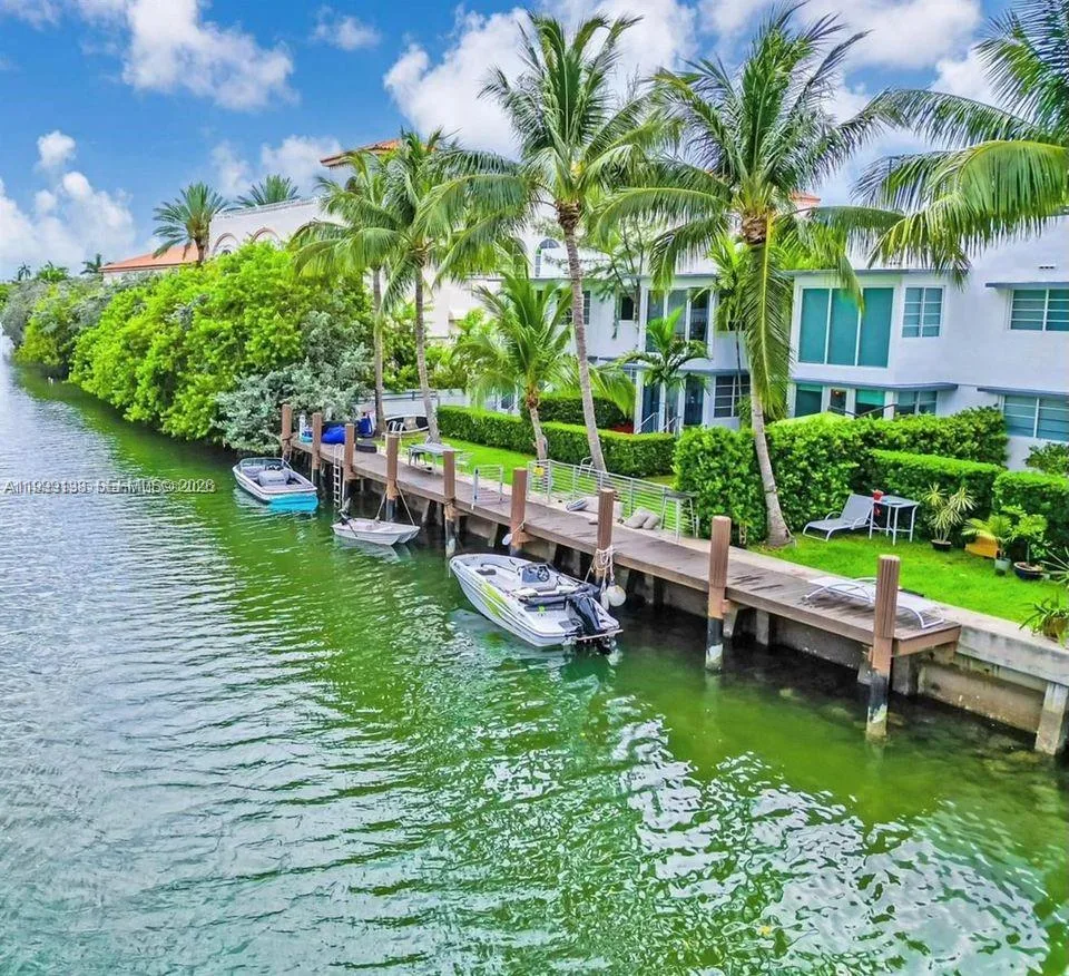 3915 N Meridian Ave # 101, Miami Beach, FL 33140 photo 3