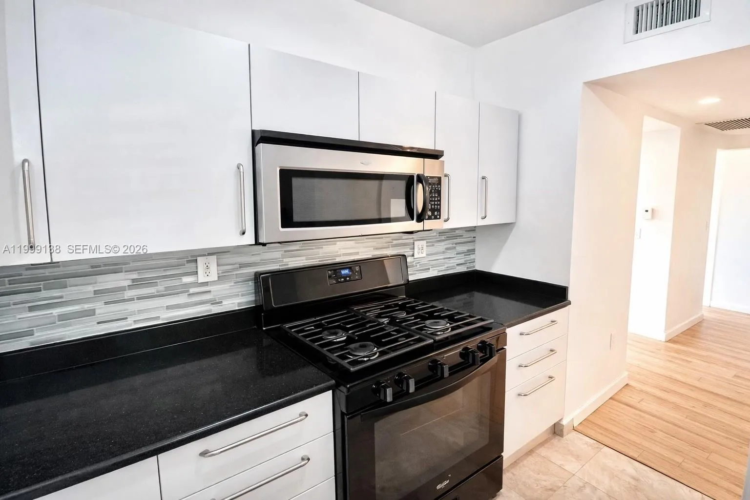 3915 N Meridian Ave # 101, Miami Beach, FL 33140 photo 5