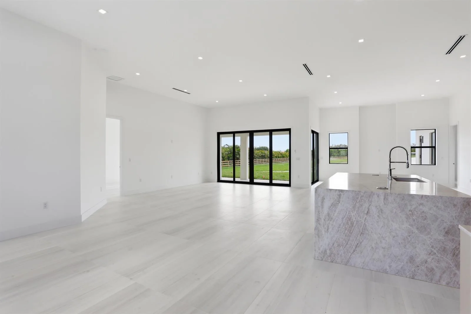 2324 Deer Run Trail, Loxahatchee, FL 33470 photo 8