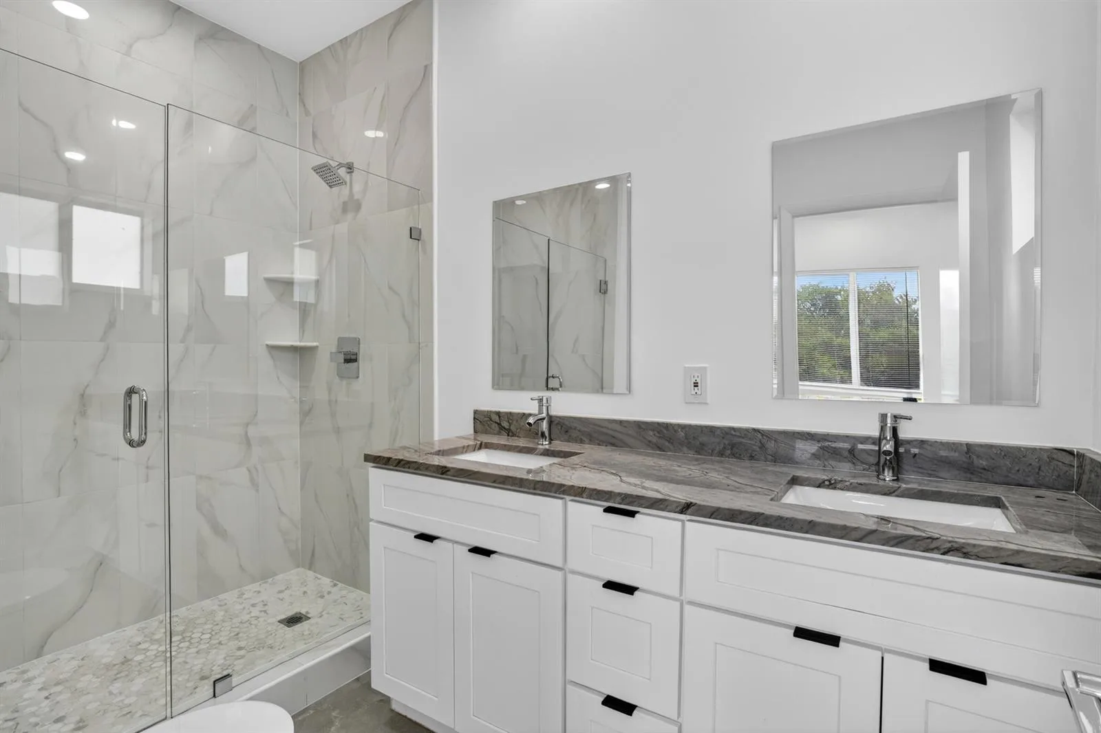 655 NW 24TH Avenue, Fort Lauderdale, FL 33311 photo 4