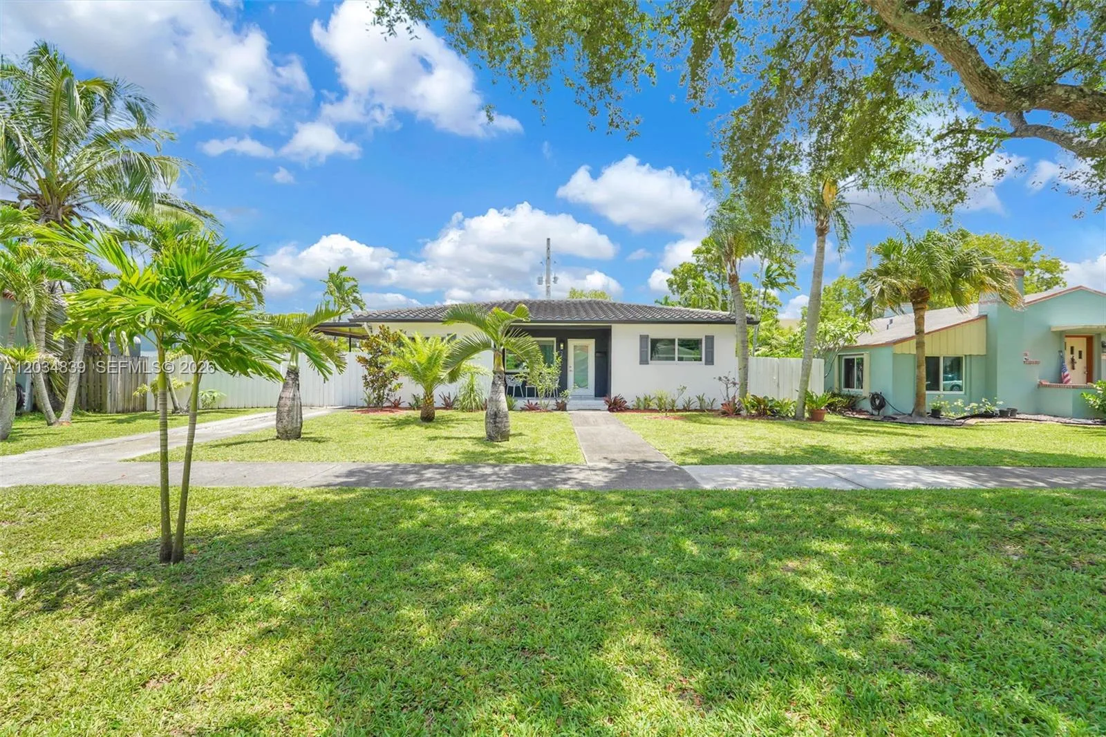 240 Nahkoda Dr, Miami Springs, FL 33166 photo 3