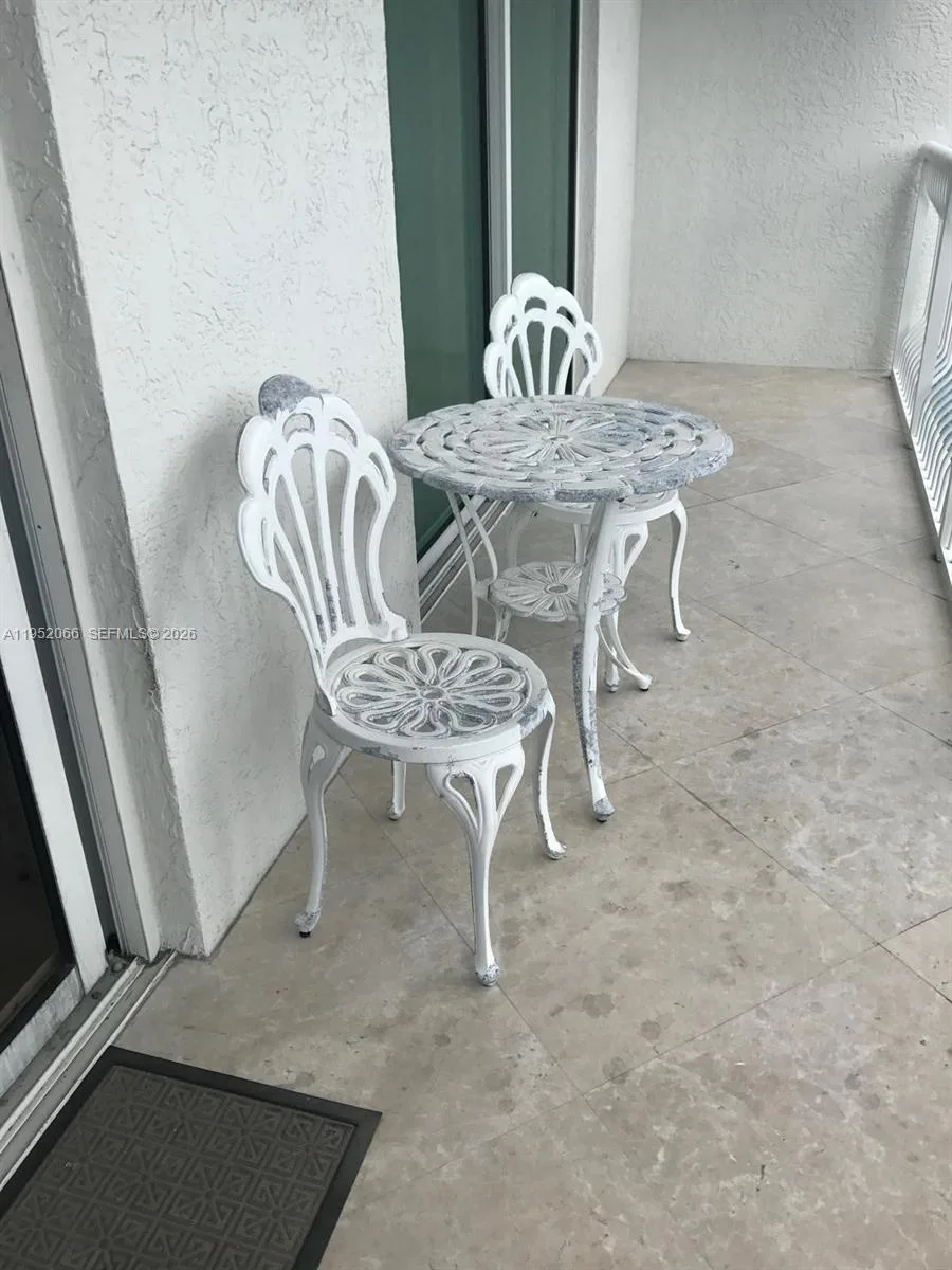 1200 Brickell Bay Dr # 3921, Miami, FL 33131 photo 10