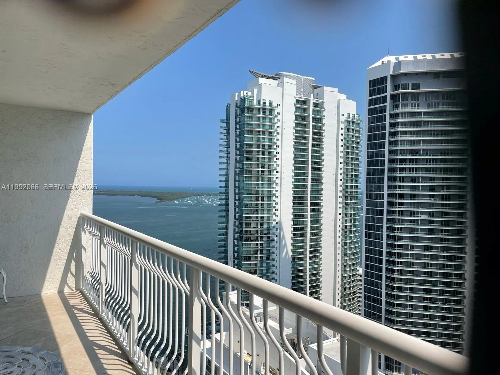 1200 Brickell Bay Dr # 3921, Miami, FL 33131 photo 2