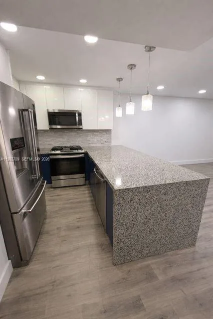 1555 W 44th Pl # 247, Hialeah, FL 33012