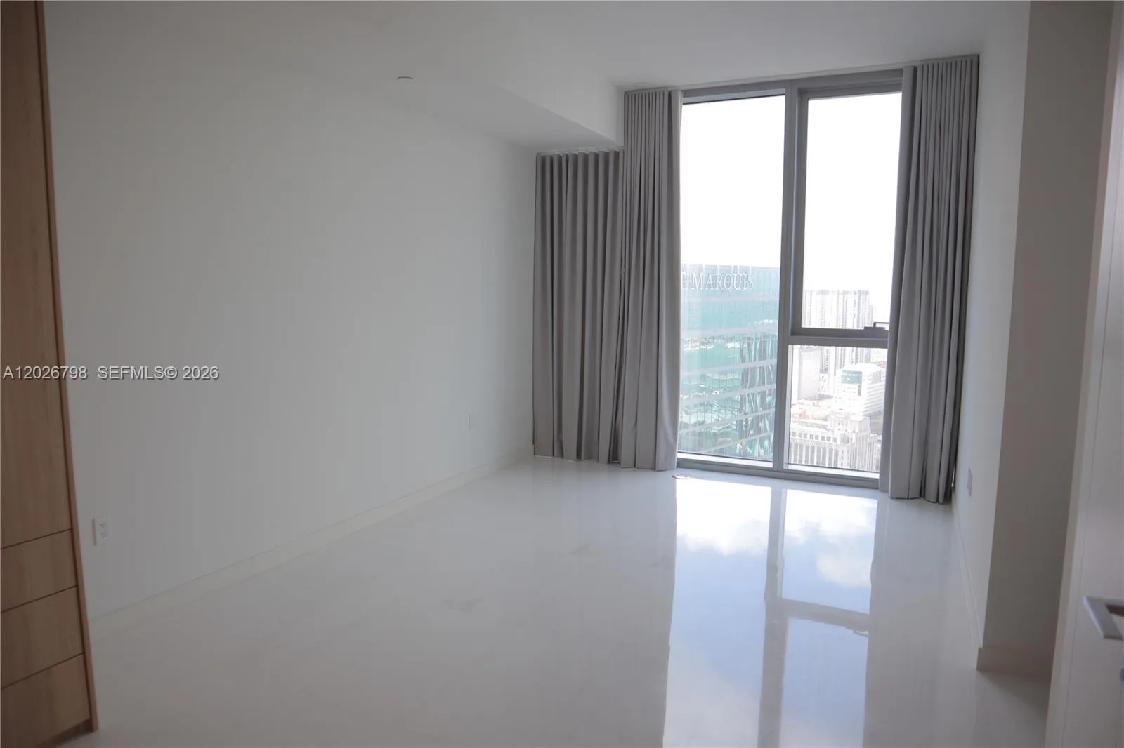 300 Biscayne Blvd Way # 4609, Miami, FL 33131 photo 11
