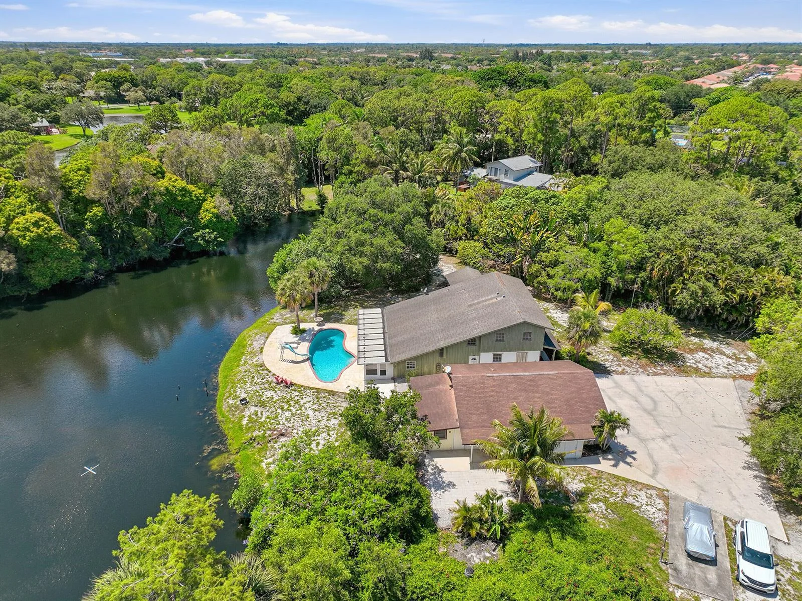 7689 Lawrence Road, Boynton Beach, FL 33436