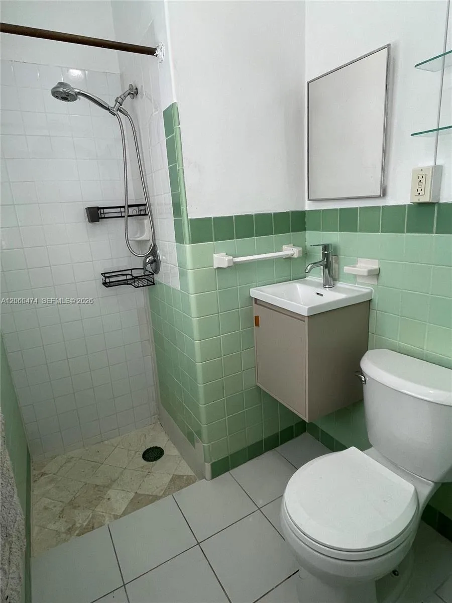 1108 NE 3rd St # C, Fort Lauderdale, FL 33301 photo 6