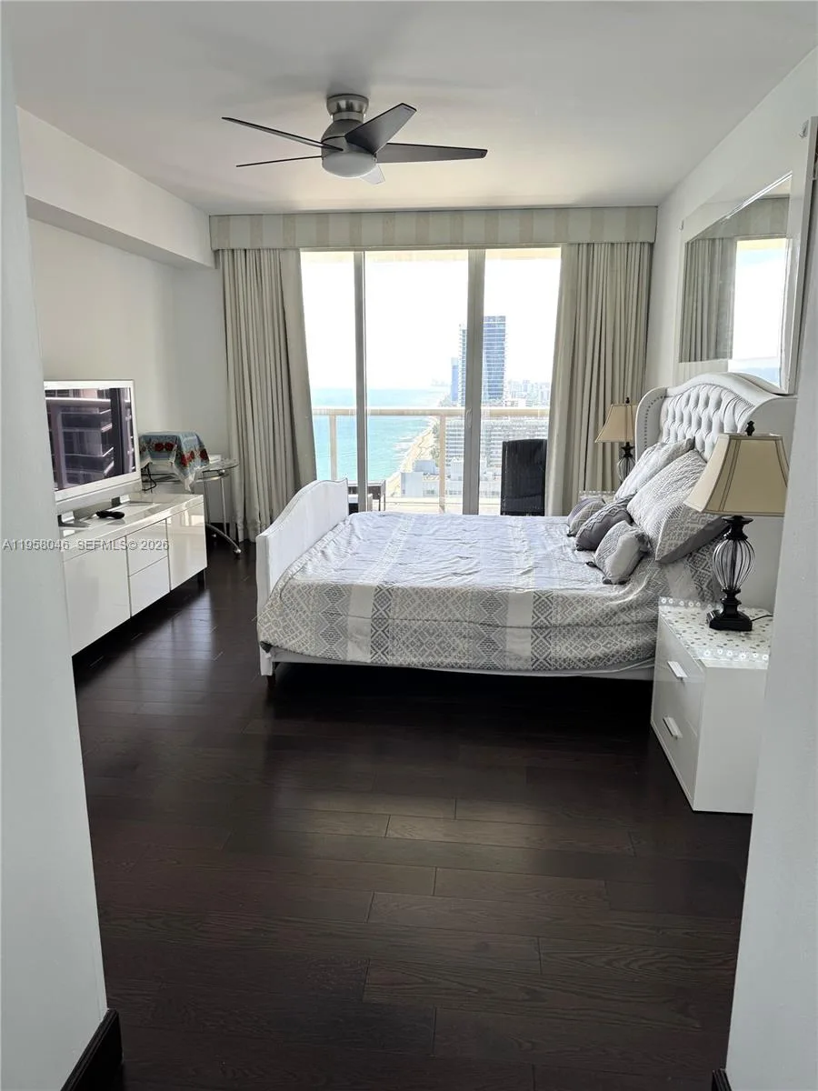 1830 S Ocean Dr # 3303, Hallandale Beach, FL 33009 photo 11