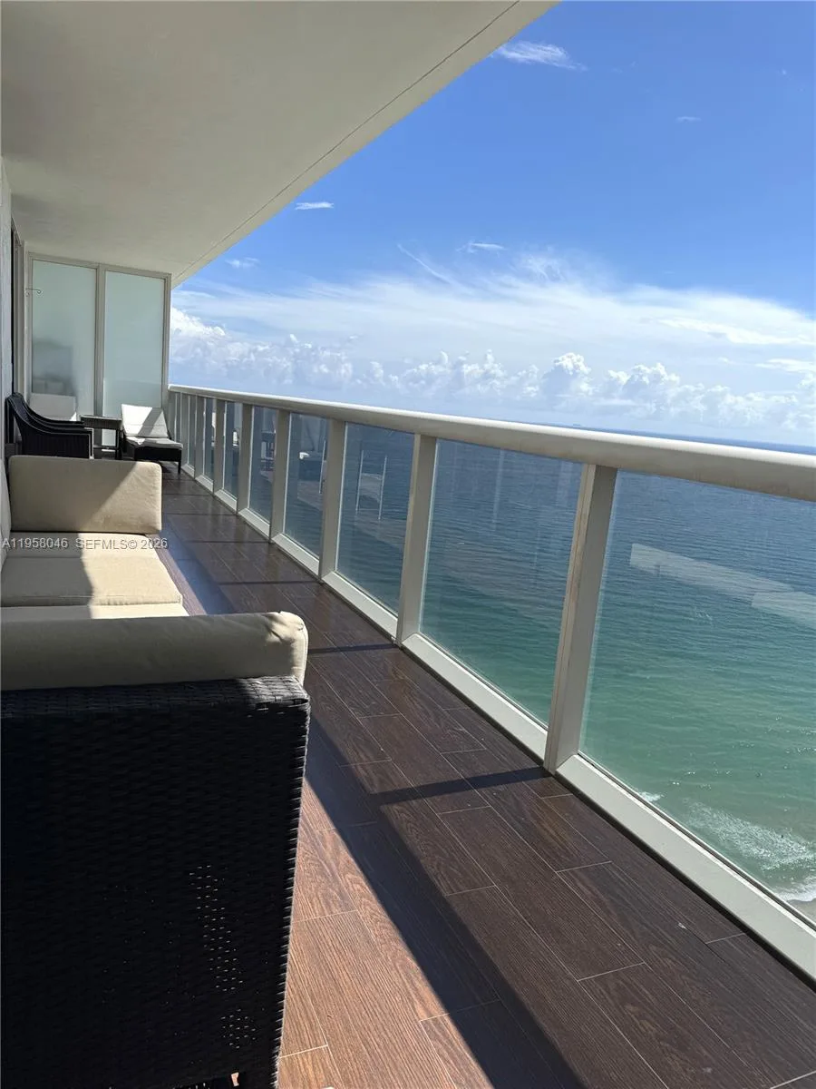 1830 S Ocean Dr # 3303, Hallandale Beach, FL 33009 photo 3