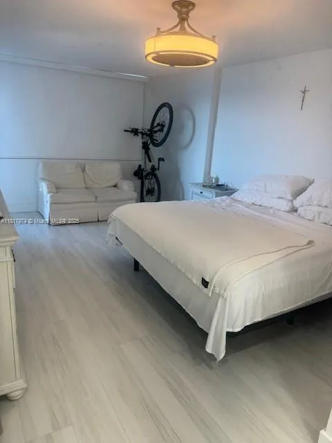 6039 Collins Ave # 1516, Miami Beach, FL 33140 photo 6