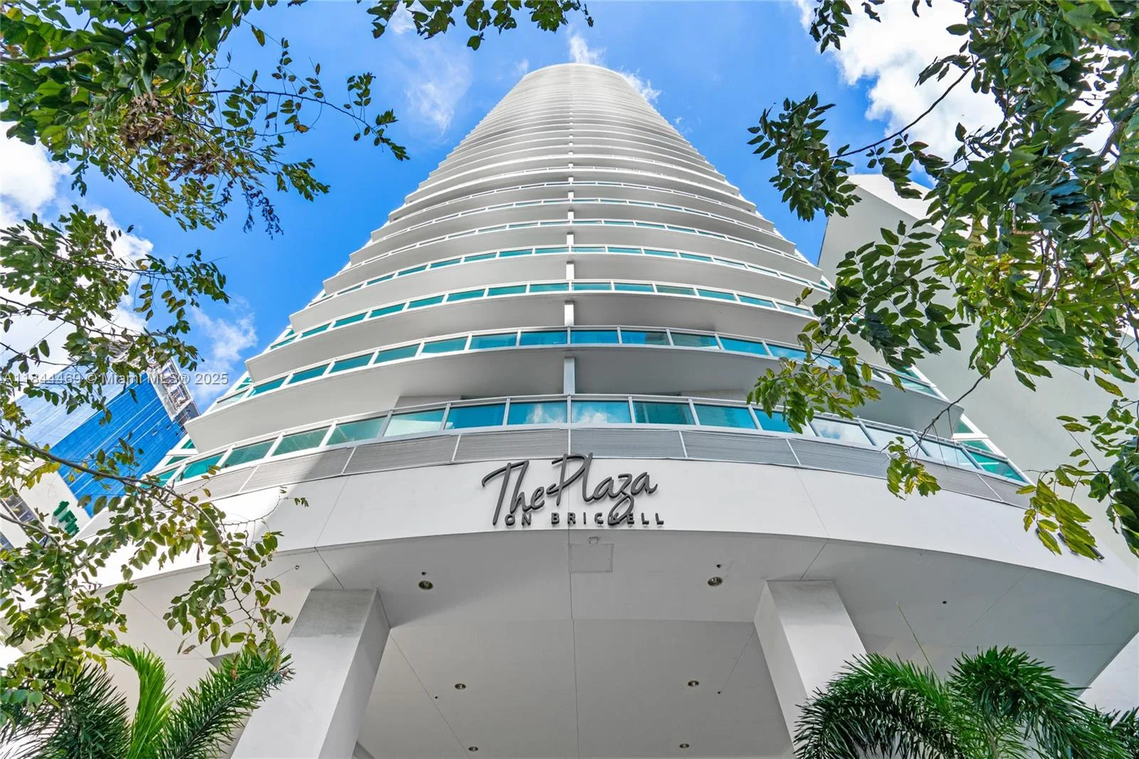 951 Brickell Ave # 1505, Miami, FL 33131