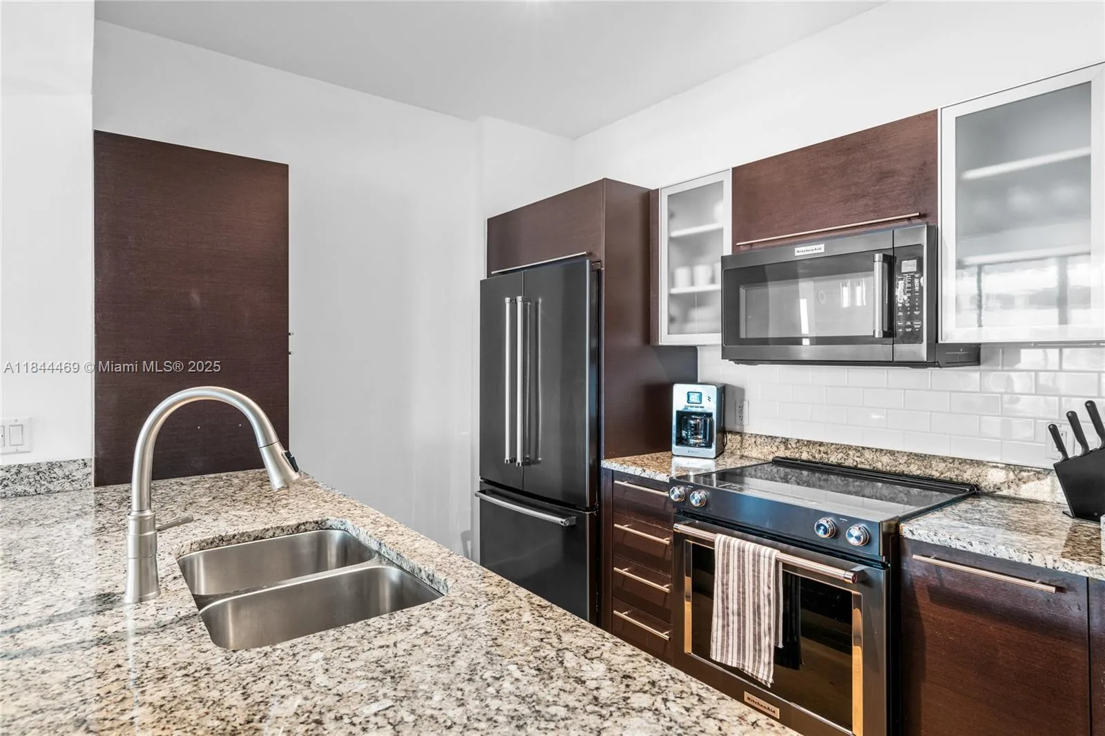 951 Brickell Ave # 1505, Miami, FL 33131 photo 13